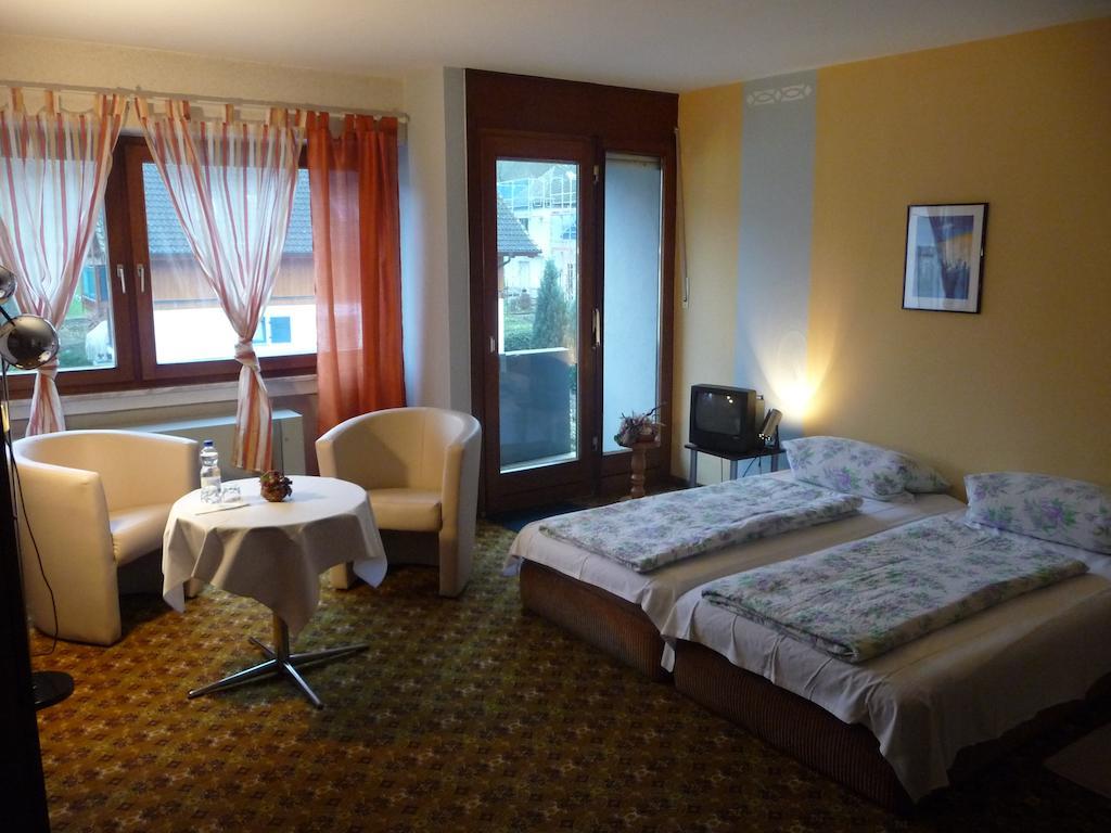 Hotel-Garni-Sonnenlay Bernkastel-Kues Szoba fotó